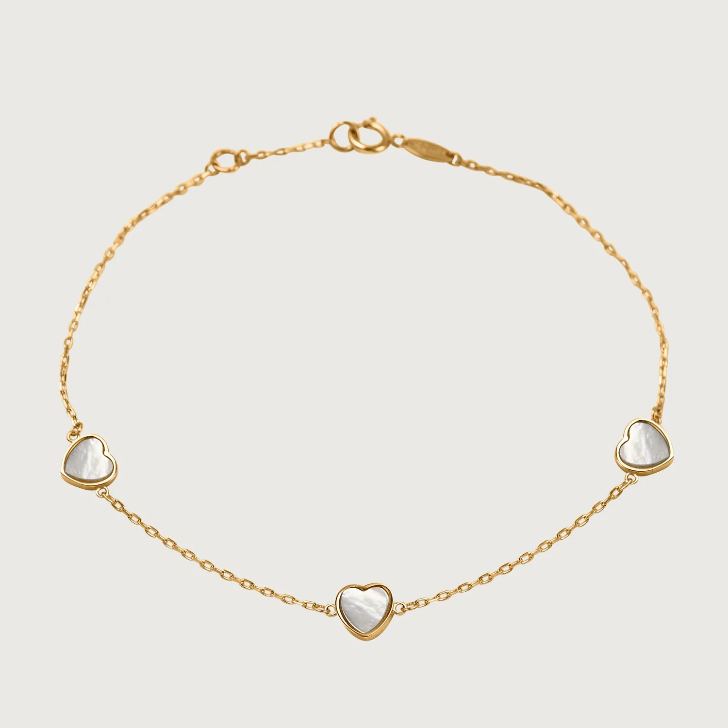 Amore Station Bracelet in 9K Gold