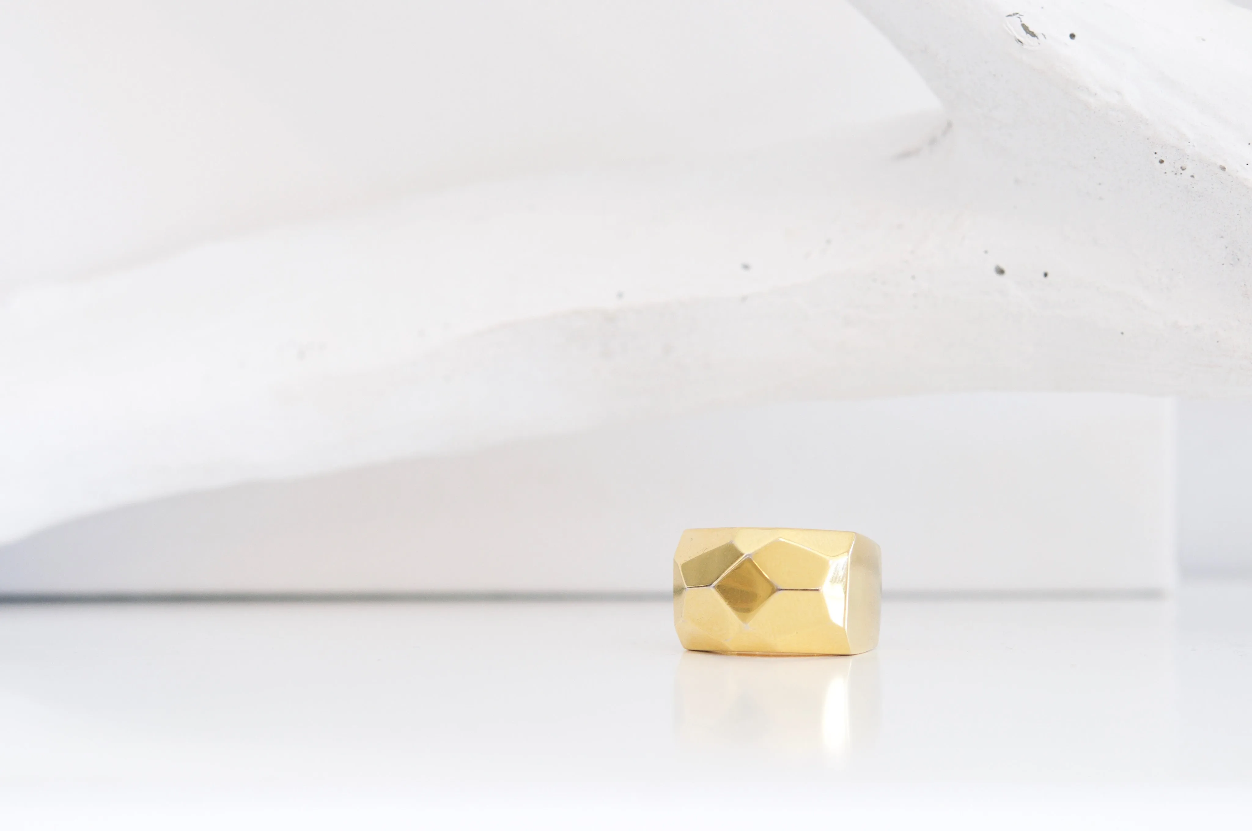MOLLIE STATEMENT  CUT SHAPED RING